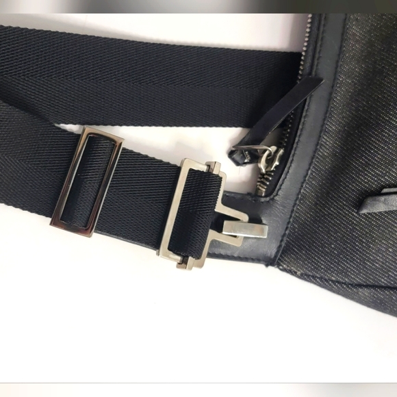 ⭐GUCCI Black Denim Canvas and Leather Crossbody Bag 101620 - Picture 8 of 11